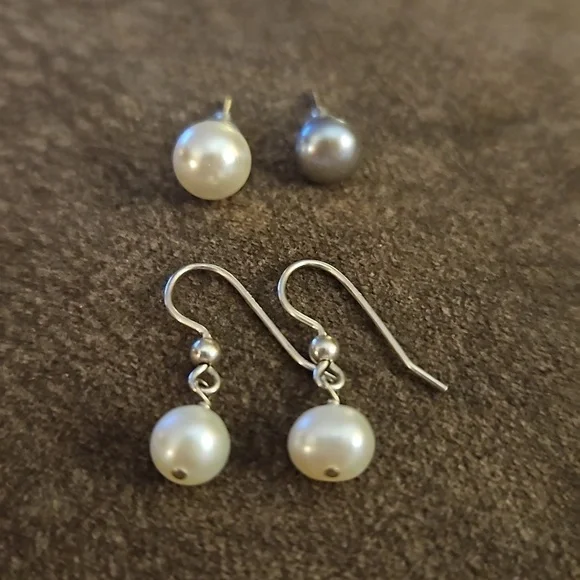 Set of Sterling Silver Pearl Earrings - Picture 2 of 6